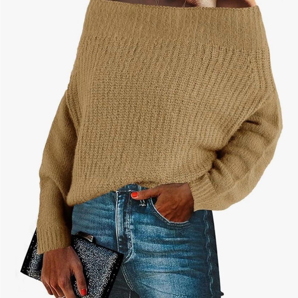 UNBRANDED | Off-Shoulder Khaki Tan Sweater Women’s Size Large
